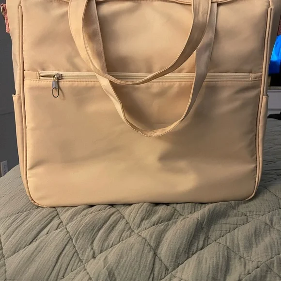 Loven Tennis Tote Bag - Picture 2 of 4